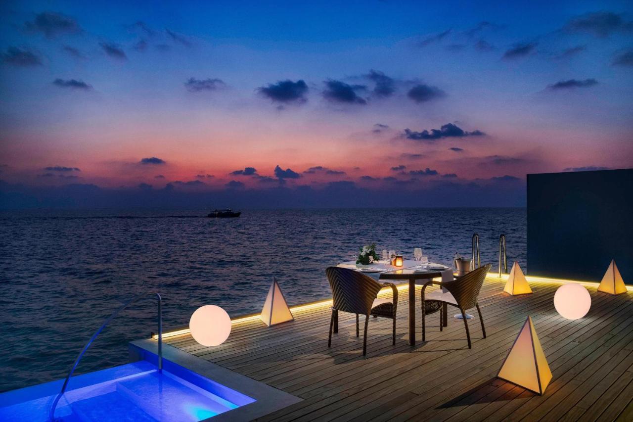The Westin Maldives Miriandhoo Resort Eydhafushi Exterior photo