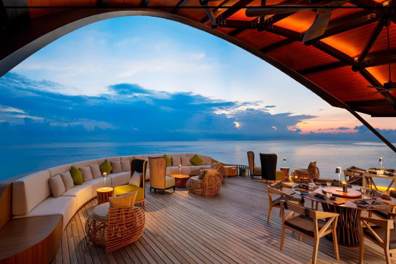 The Westin Maldives Miriandhoo Resort Eydhafushi Exterior photo