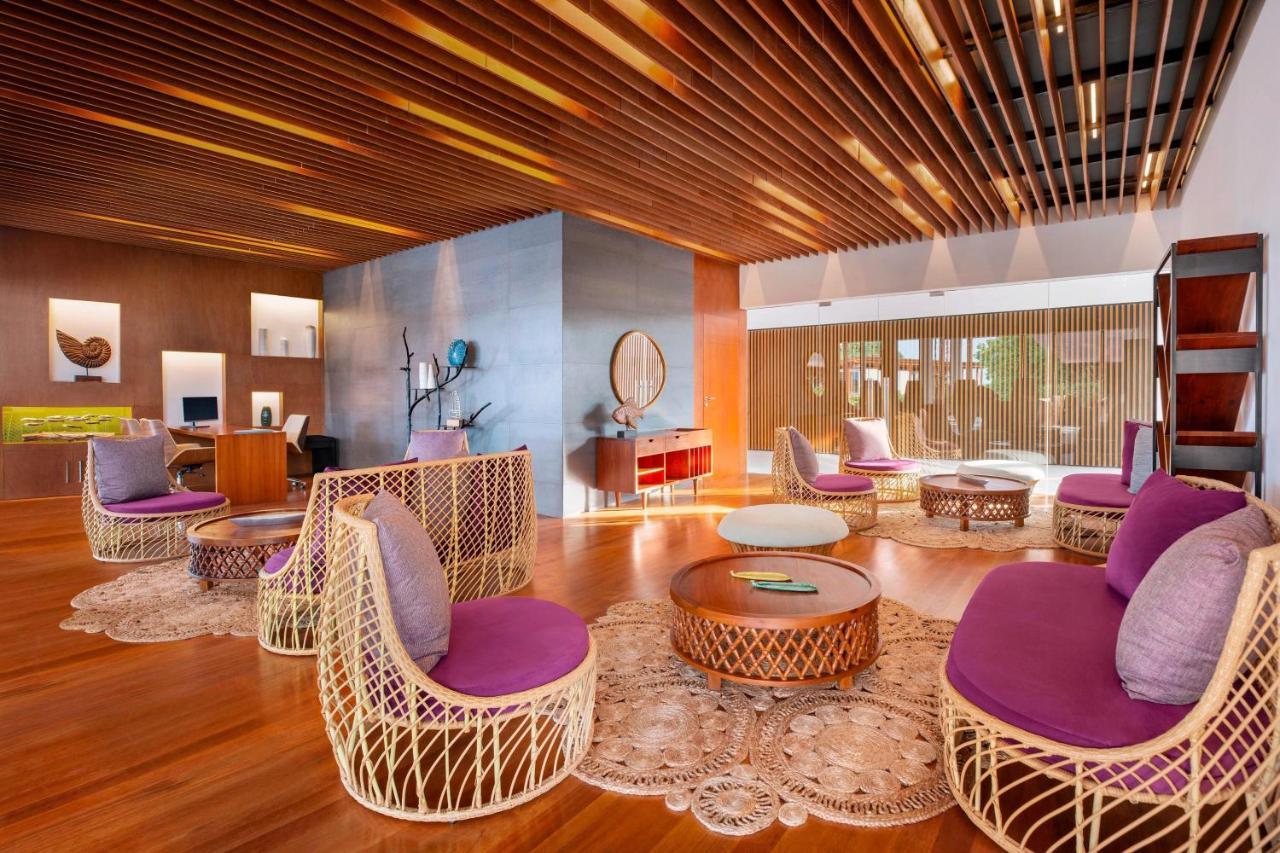 The Westin Maldives Miriandhoo Resort Eydhafushi Exterior photo