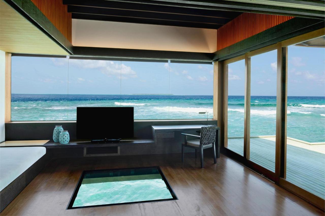 The Westin Maldives Miriandhoo Resort Eydhafushi Exterior photo