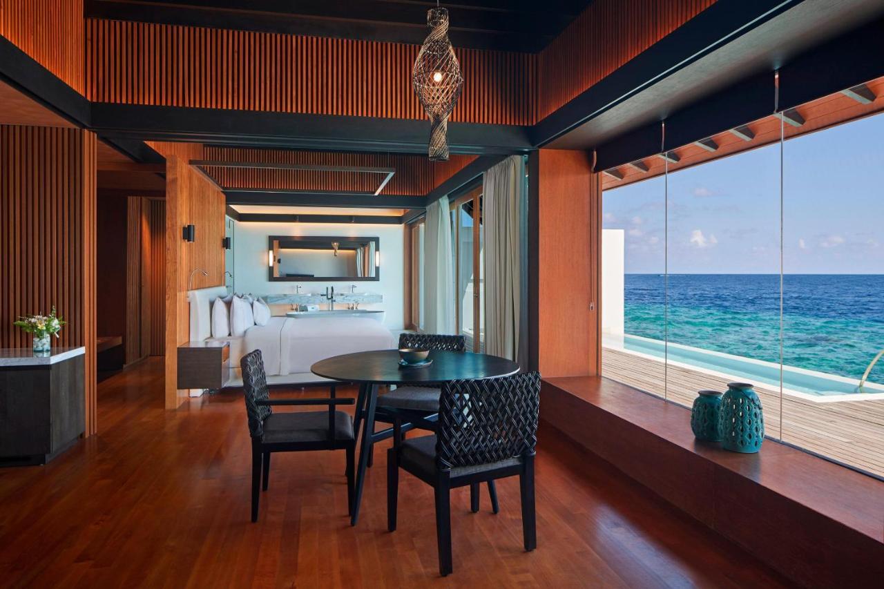 The Westin Maldives Miriandhoo Resort Eydhafushi Exterior photo