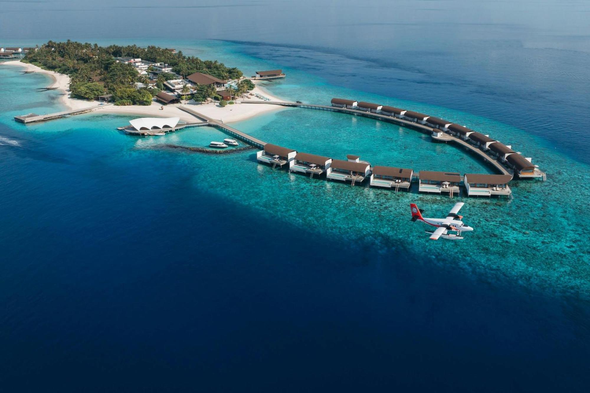 The Westin Maldives Miriandhoo Resort Eydhafushi Exterior photo